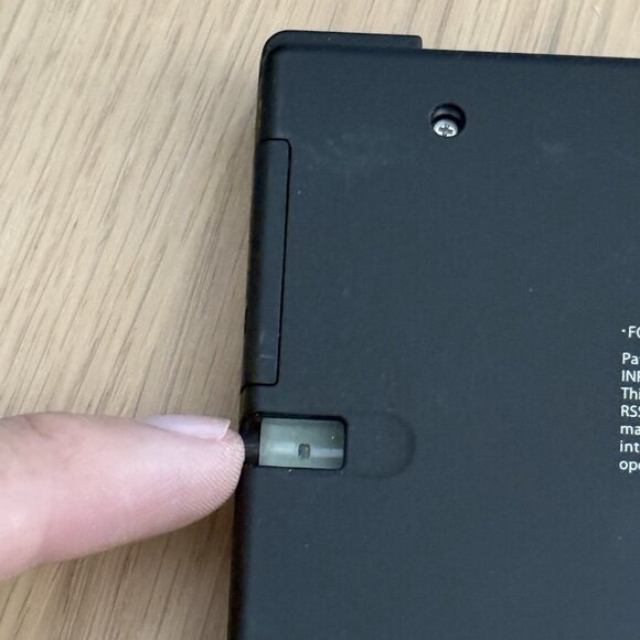 Nintendo DSi Black Onyx Console. Tested And Working OEM Charger READ!! - Picture 5 of 15